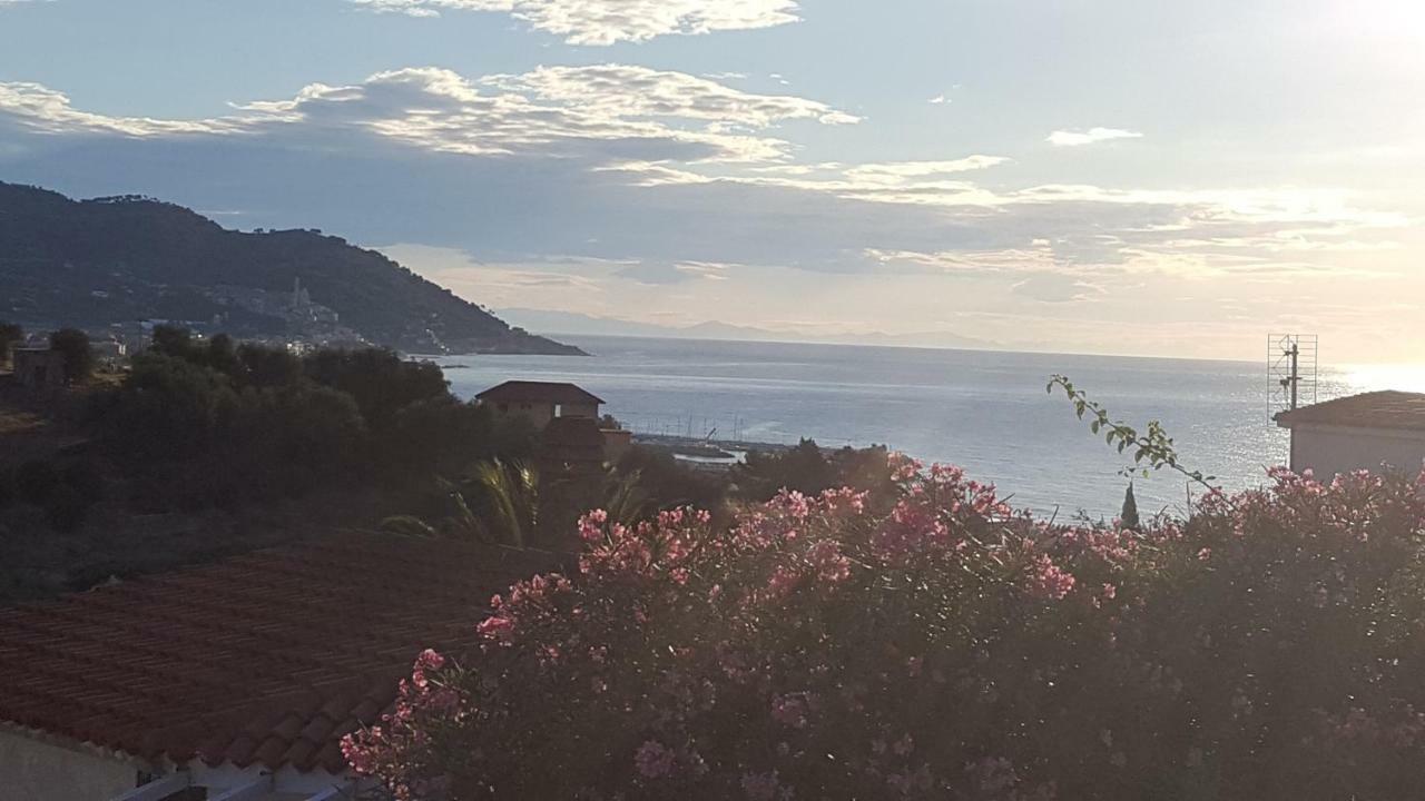 Villa Jone Diano Marina Exterior foto