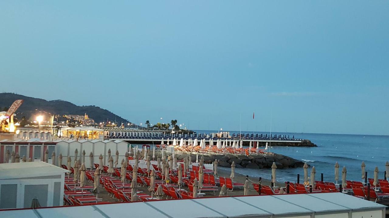 Villa Jone Diano Marina Exterior foto